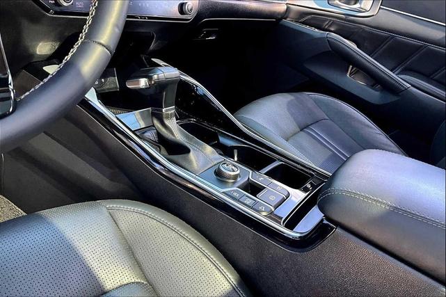 Photo of 2024 Midnight Black Kia Sorento
