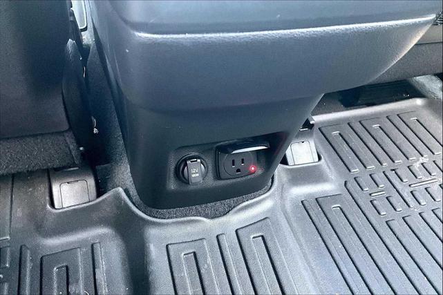 Photo of 2025 Wolf Gray Kia Telluride