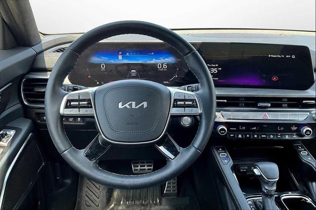 Photo of 2025 Wolf Gray Kia Telluride