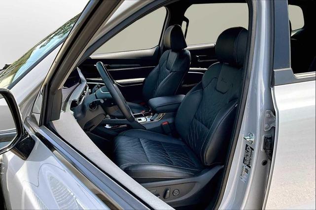Photo of 2025 Wolf Gray Kia Telluride