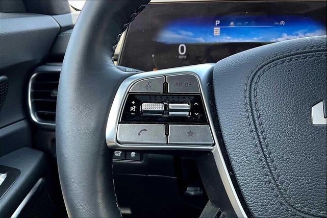 Photo of 2025 Wolf Gray Kia Telluride