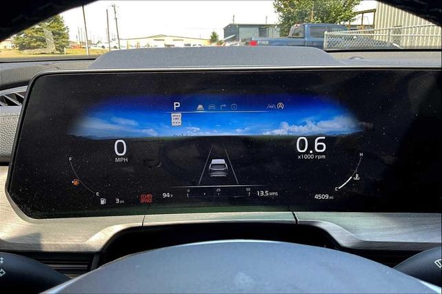 Photo of 2025 Wolf Gray Kia Telluride