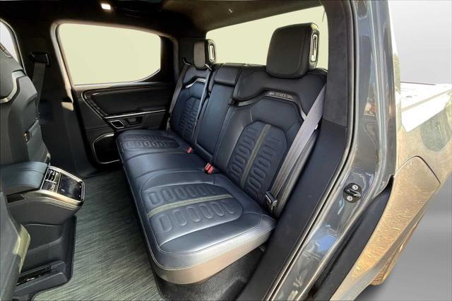 Photo of 2022  Rivian R1T