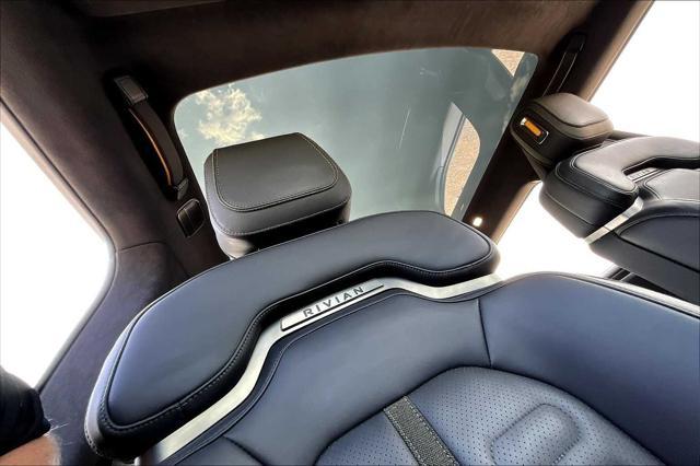 Photo of 2022  Rivian R1T