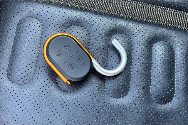 Photo of 2022  Rivian R1T