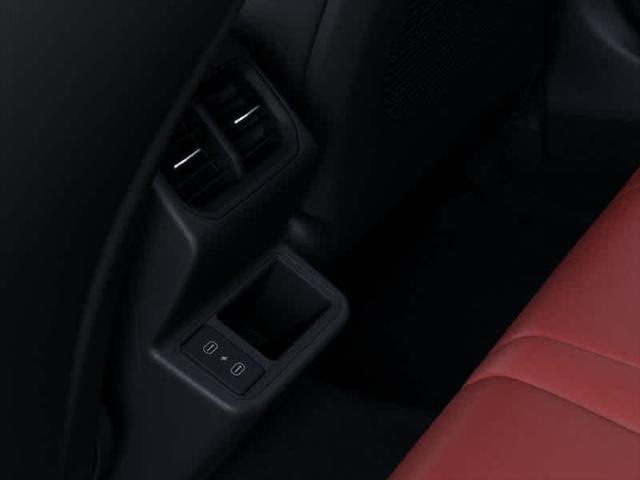 Photo of 2025 White Kia K4
