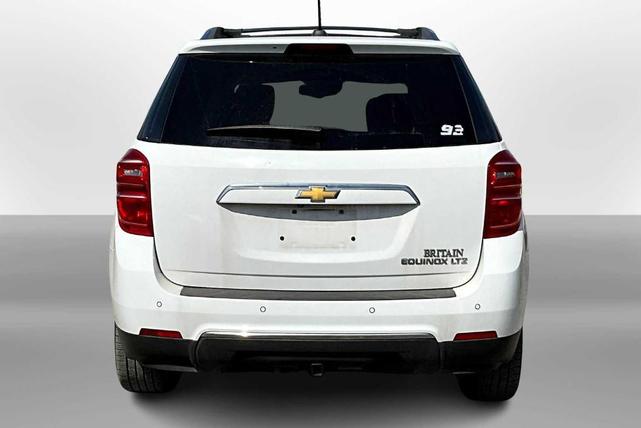 Photo of 2016 Summit White Chevrolet Equinox