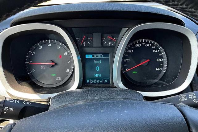 Photo of 2016 Summit White Chevrolet Equinox