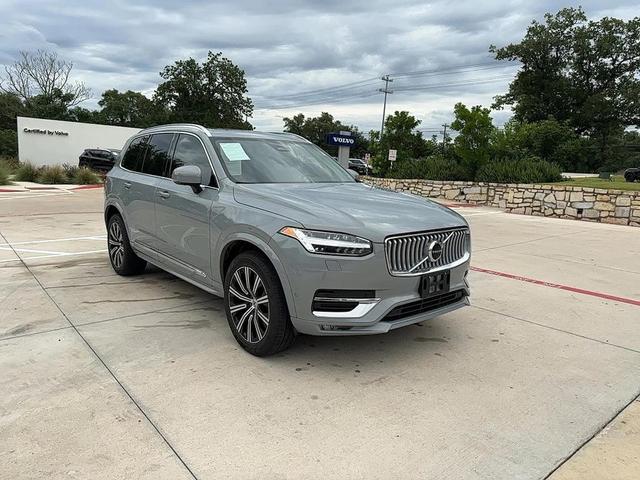 Photo of 2024 Vapour Grey Metallic Volvo XC90