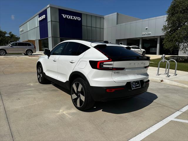 Photo of 2023 Crystal White Volvo C40 Recharge Pure Electric