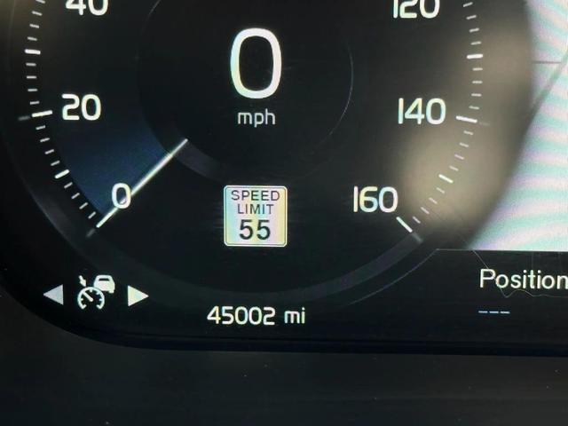 Photo of 2018 Osmium Grey Metallic Volvo XC60 Recharge Plug-In Hybrid
