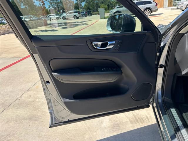 Photo of 2018 Osmium Grey Volvo XC60 Recharge Plug-In Hybrid