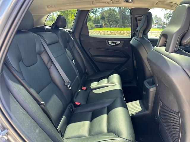 Photo of 2018 Osmium Grey Metallic Volvo XC60 Recharge Plug-In Hybrid