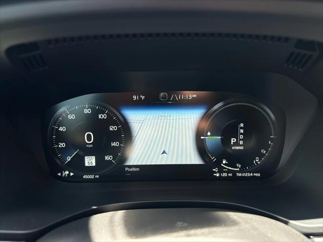 Photo of 2018 Osmium Grey Volvo XC60 Recharge Plug-In Hybrid