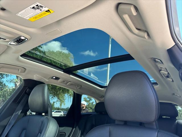 Photo of 2018 Osmium Grey Volvo XC60 Recharge Plug-In Hybrid