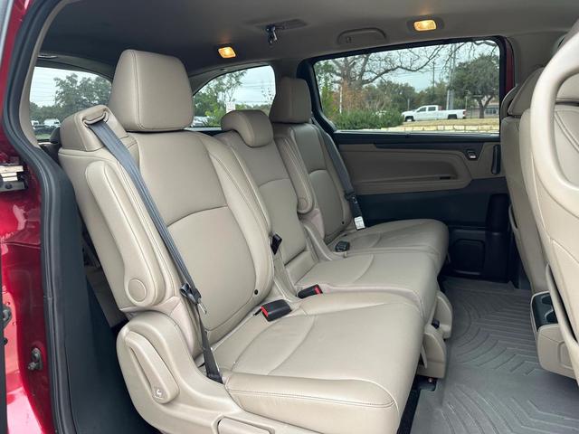 Photo of 2023 Radiant Red II Honda Odyssey