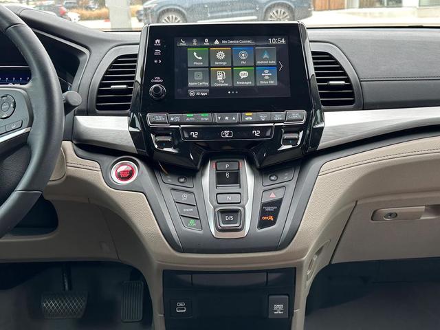 Photo of 2023 Radiant Red II Honda Odyssey