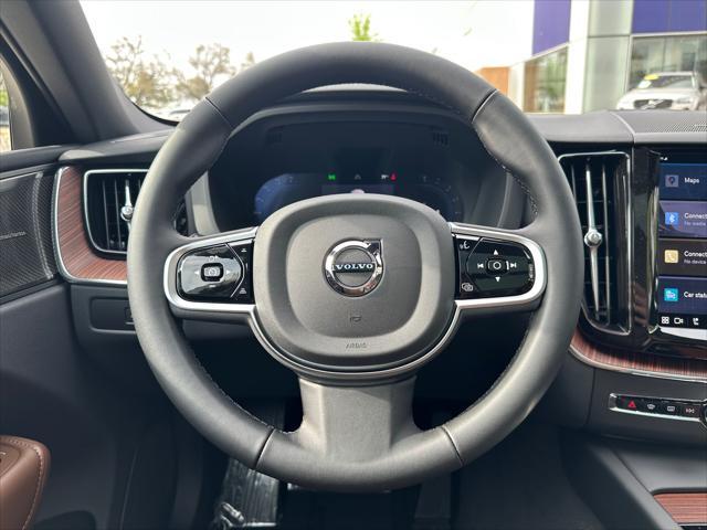 Photo of 2025 Onyx Black Volvo XC60