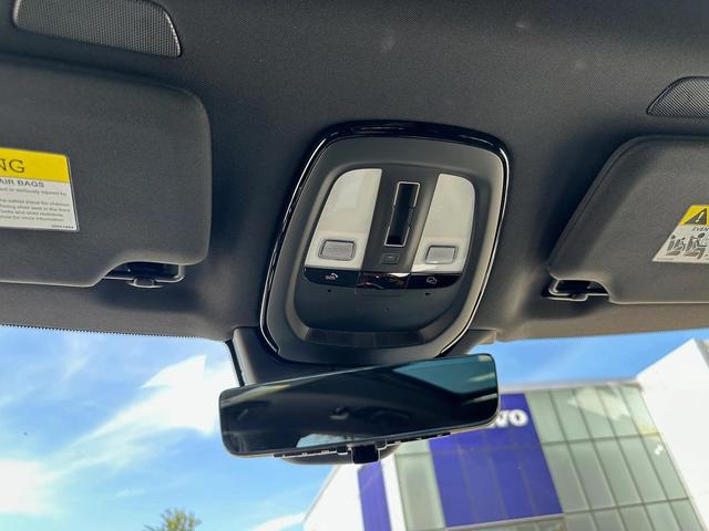 Photo of 2026 Aurora Silver Volvo XC90