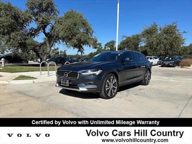 2023 Volvo V90 Cross Country