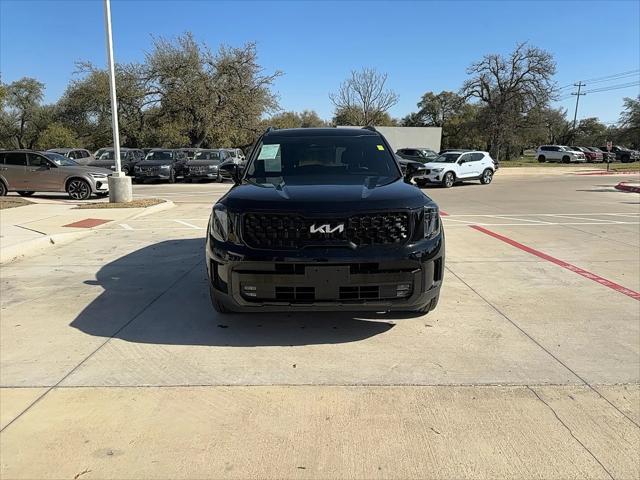 Photo of 2024 Ebony Black Kia Telluride