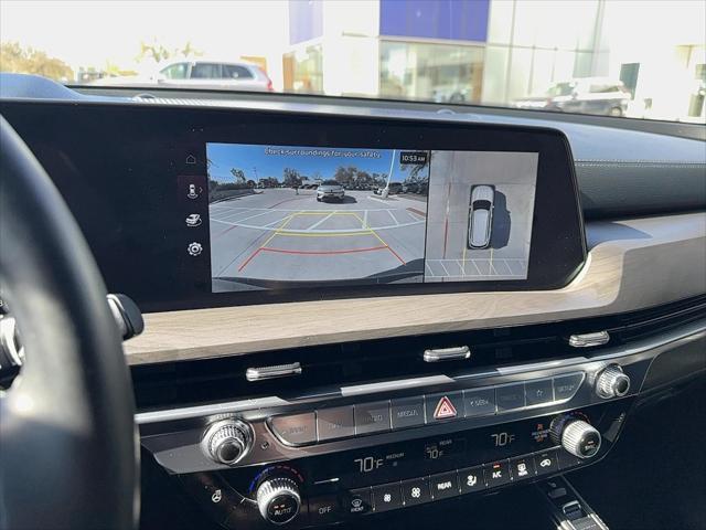 Photo of 2024 Ebony Black Kia Telluride