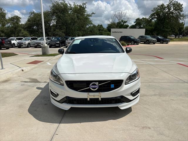Photo of 2018 Bright Silver Volvo V60