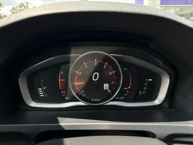 Photo of 2018 Bright Silver Volvo V60