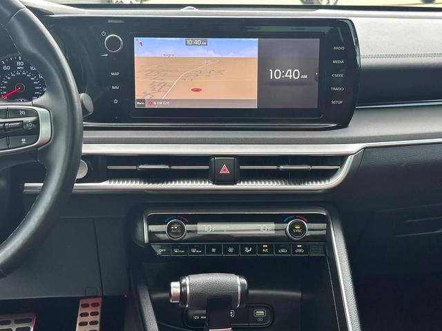 Photo of 2021 Wolf Gray Kia K5