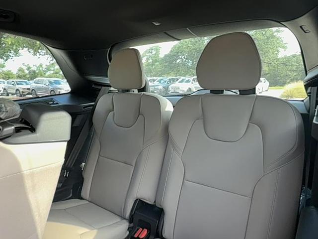 Photo of 2026 Crystal White Pearl Volvo XC90