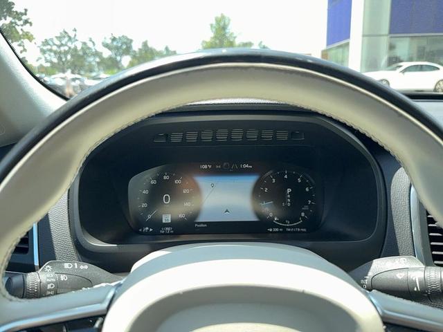 Photo of 2018 Onyx Black Volvo XC90