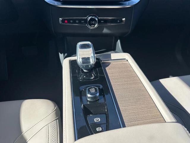 Photo of 2026 Aurora Silver Volvo XC90