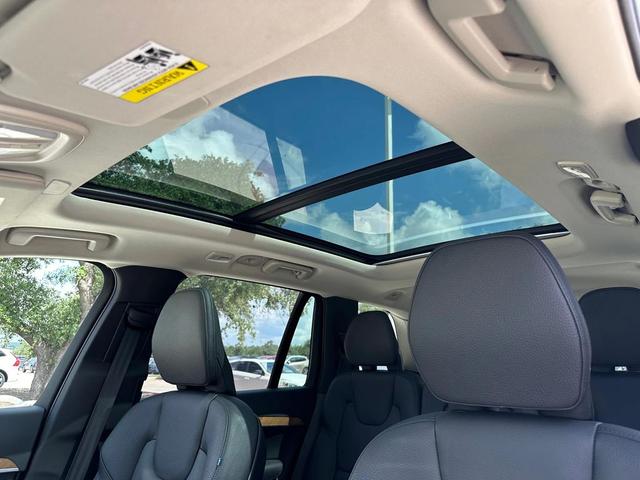 Photo of 2024 Platinum Grey Metallic Volvo XC90