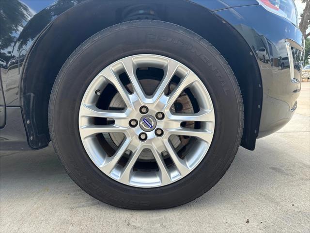 Photo of 2015 Black Stone Volvo XC60