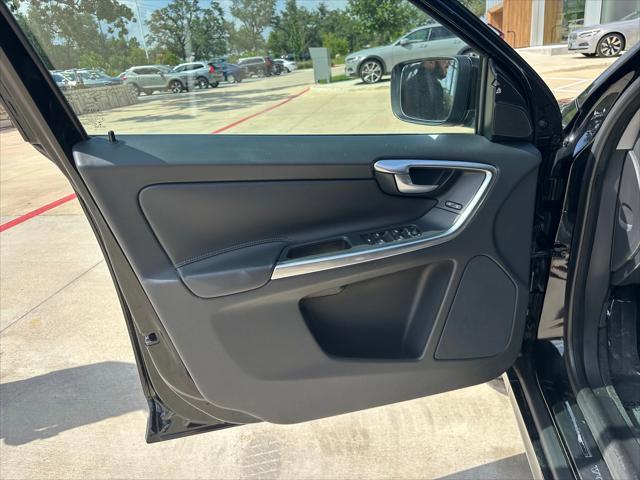 Photo of 2015 Black Stone Volvo XC60