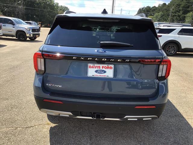 Photo of 2025 Vapor Blue Ford Explorer