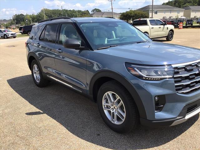 Photo of 2025 Vapor Blue Ford Explorer
