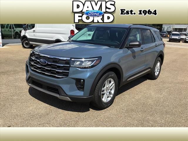 Photo of 2025 Vapor Blue Ford Explorer