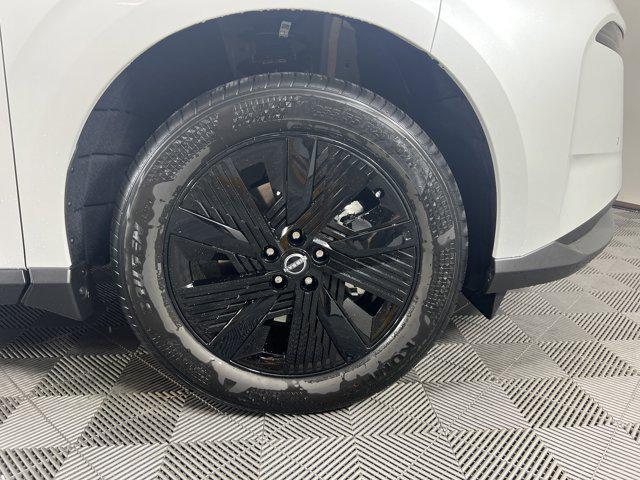 Photo of 2025 Everest White Pearl Tricoat Nissan Murano