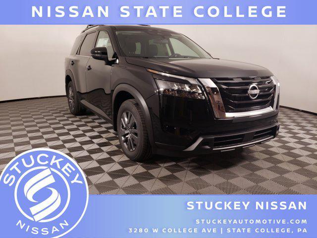 Photo of 2025 Super Black Nissan Pathfinder