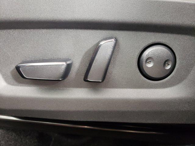 Photo of 2025 Scarlet Ember Tintcoat/Super Black Nissan Murano