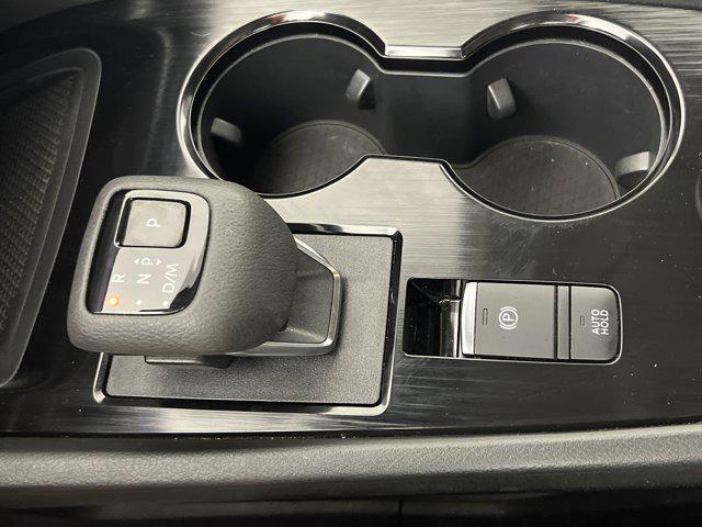 Photo of 2023 Super Black Nissan Rogue