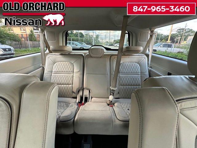 Photo of 2020 Rhapsody Blue Lincoln Navigator