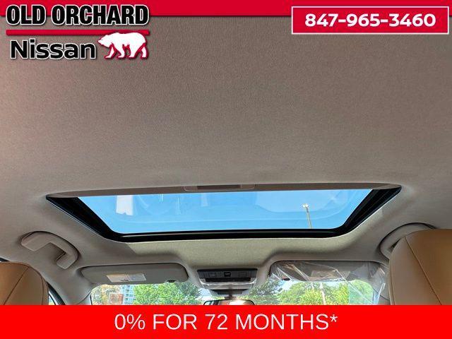 Photo of 2025 Aspen White Tricoat Nissan Sentra