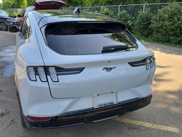 Photo of 2021 Star White Metallic Tri-Coat Ford Mustang Mach-E