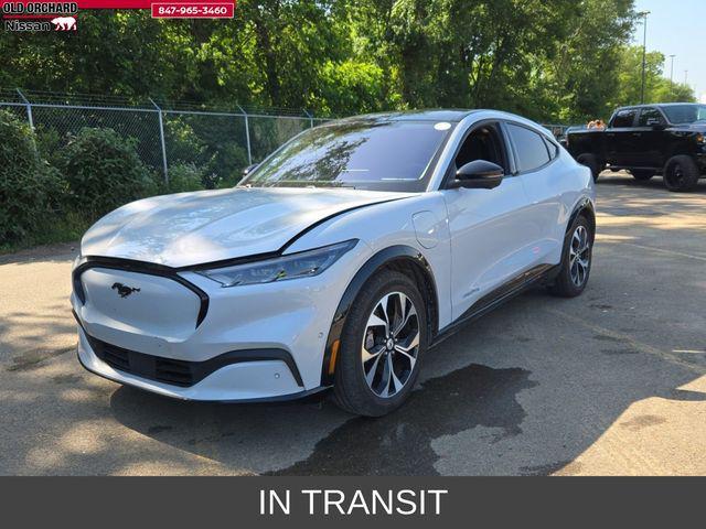 Photo of 2021 Star White Metallic Tri-Coat Ford Mustang Mach-E