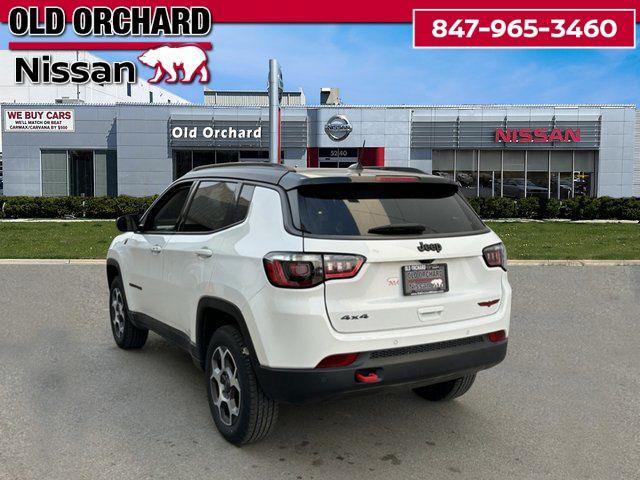 Photo of 2022 Bright White Clearcoat Jeep Compass