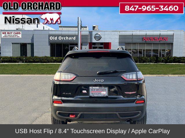 Photo of 2022 Diamond Black Crystal Pearlcoat Jeep Cherokee
