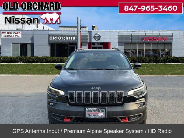 Photo of 2022 Diamond Black Crystal Pearlcoat Jeep Cherokee