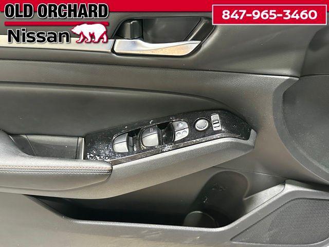 Photo of 2024 Gray Sky Pearl Nissan Altima